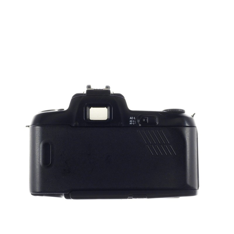 Nikon N6006 + 50 1.8