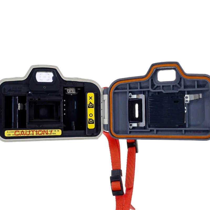 Canon WP-1 Compacta Automatica 35mm Waterproof  