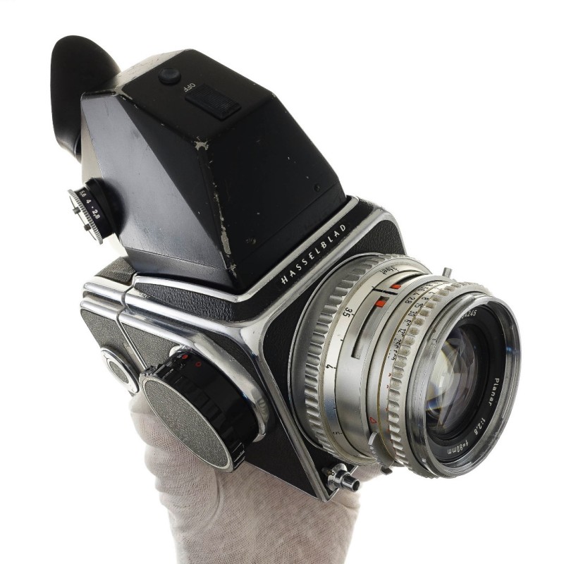 Hasselblad 500C + Carl Zeiss Planar 80mm f2.8 T* 