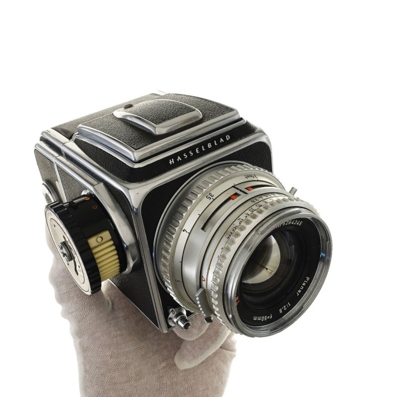 Hasselblad 500CM + Carl Zeiss Planar 80mm f2.8 T*
