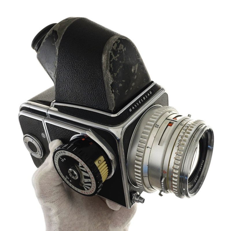 Hasselblad 500CM + Carl Zeiss Planar 80mm f2.8 T*