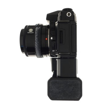 Maxxum 9000 + BP90m battery pack + motor drive md90 + 35-70mm f4