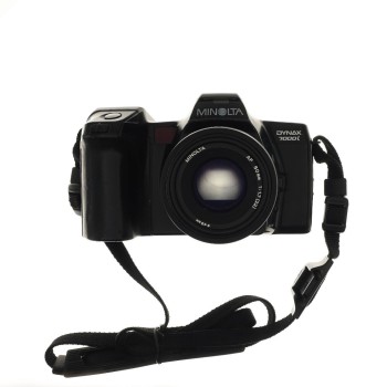 Minolta Dinax 7000i + minolta AF 50mm f1.7 montura A