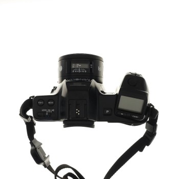 Minolta Dinax 7000i + minolta AF 50mm f1.7 montura A