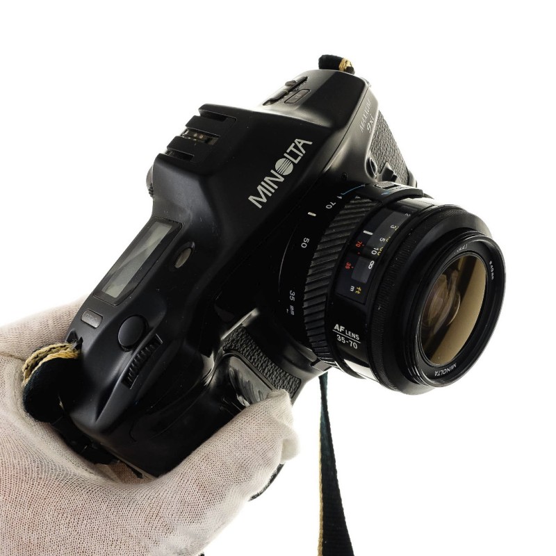 Minolta maxxum 9xi con lente minolta AF 35-70mm f4