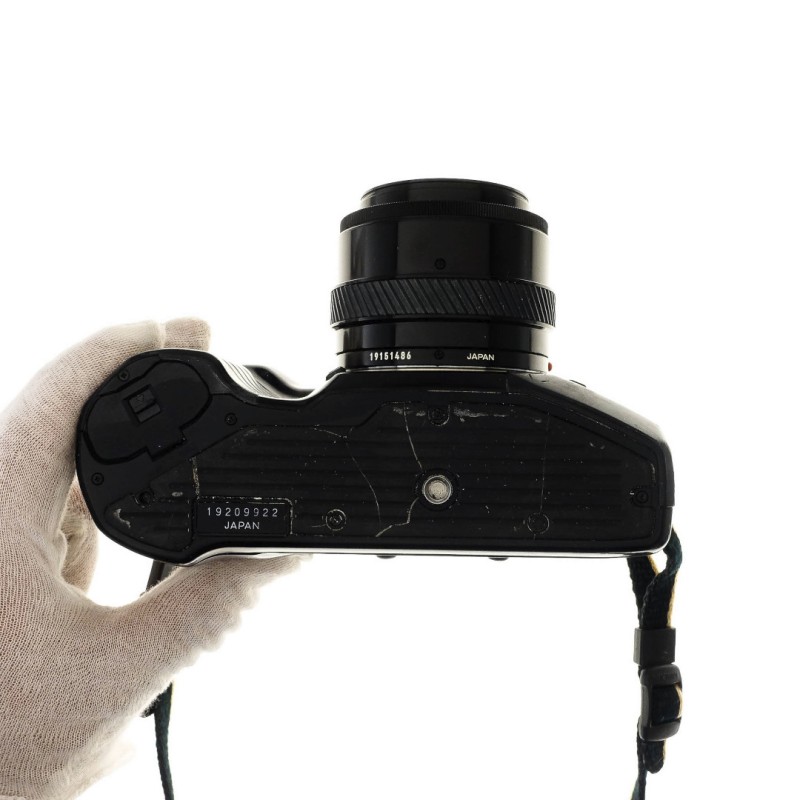 Minolta maxxum 9xi con lente minolta AF 35-70mm f4