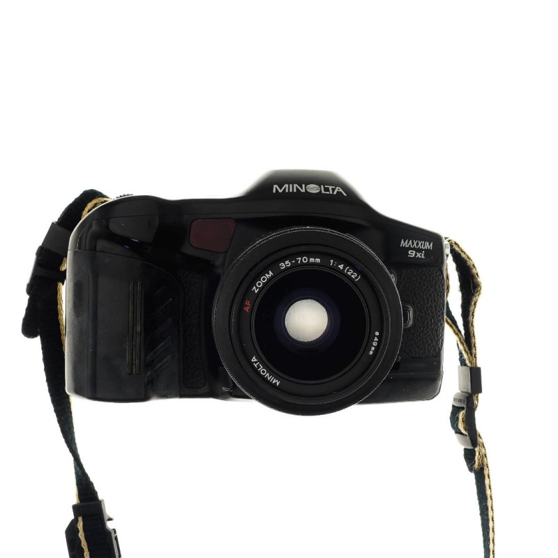 Minolta maxxum 9xi con lente minolta AF 35-70mm f4