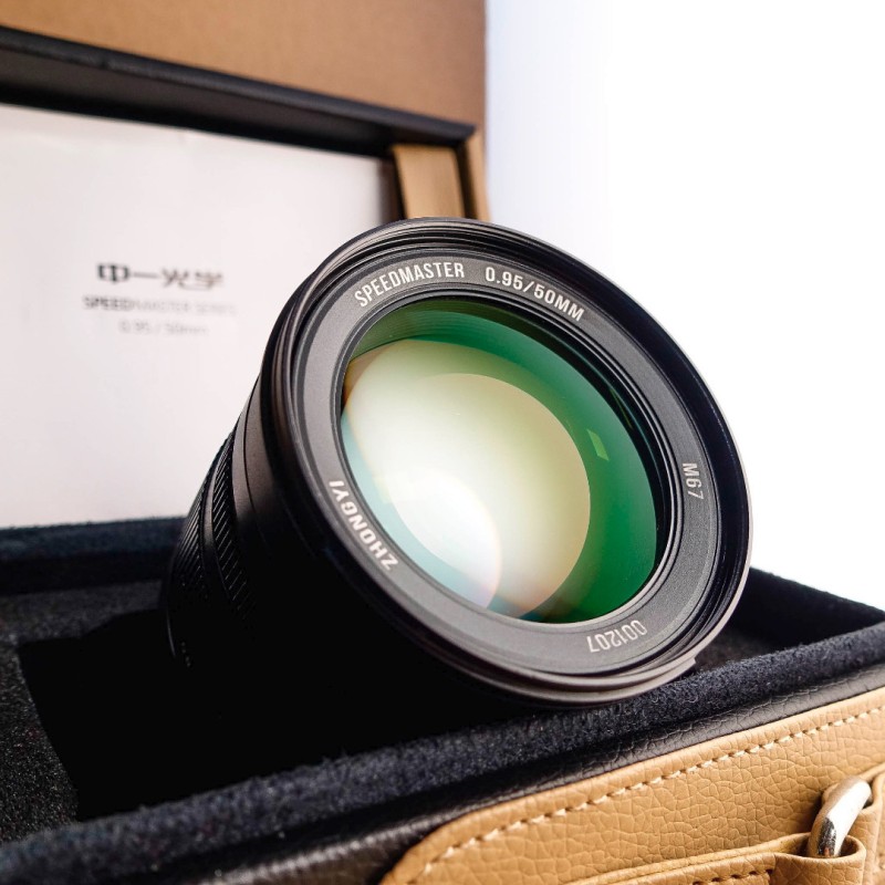 Mitakon zhongyi speedmaster 50mm F0.95 Sony E