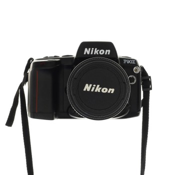 Nikon F90X + 35-80mm f4.5-5.6 D