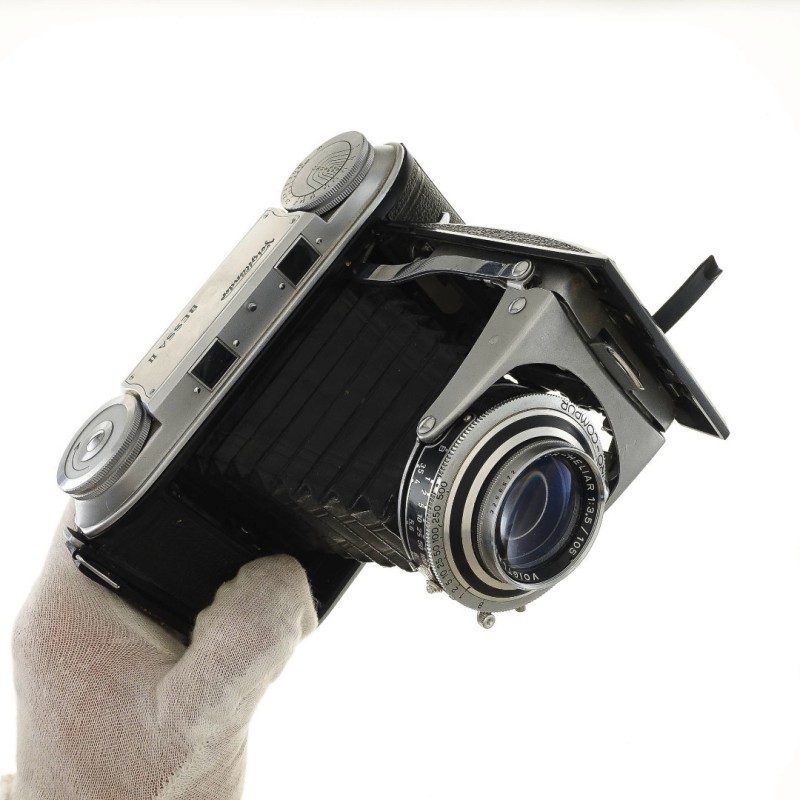 Voigtlander Bessa II +Color Heliar 105mm f3.5