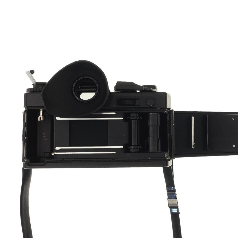 Yashica FR1 + Yashinon 50mm f1.7 ML C/Y